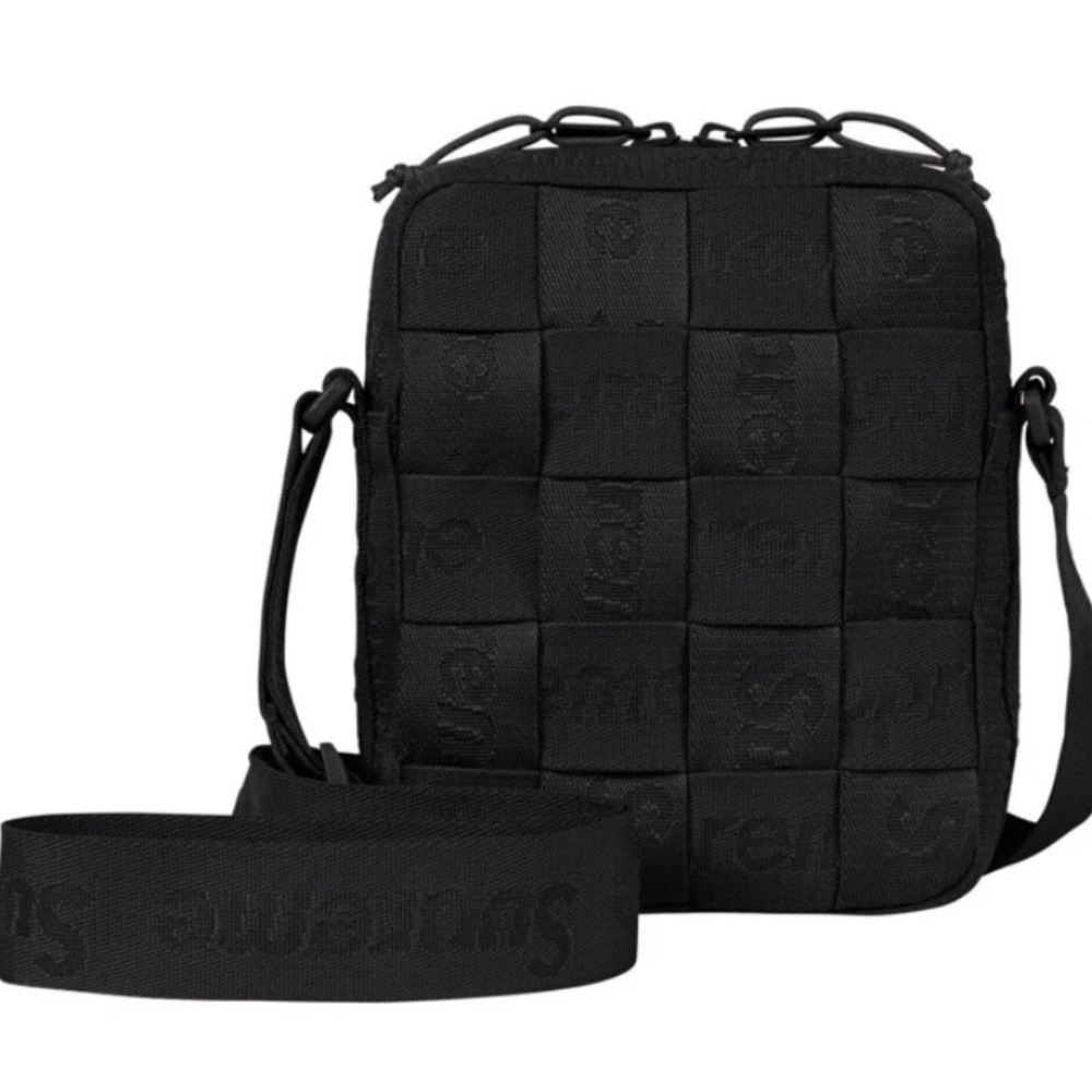 Supreme Woven shoulder bag SS23